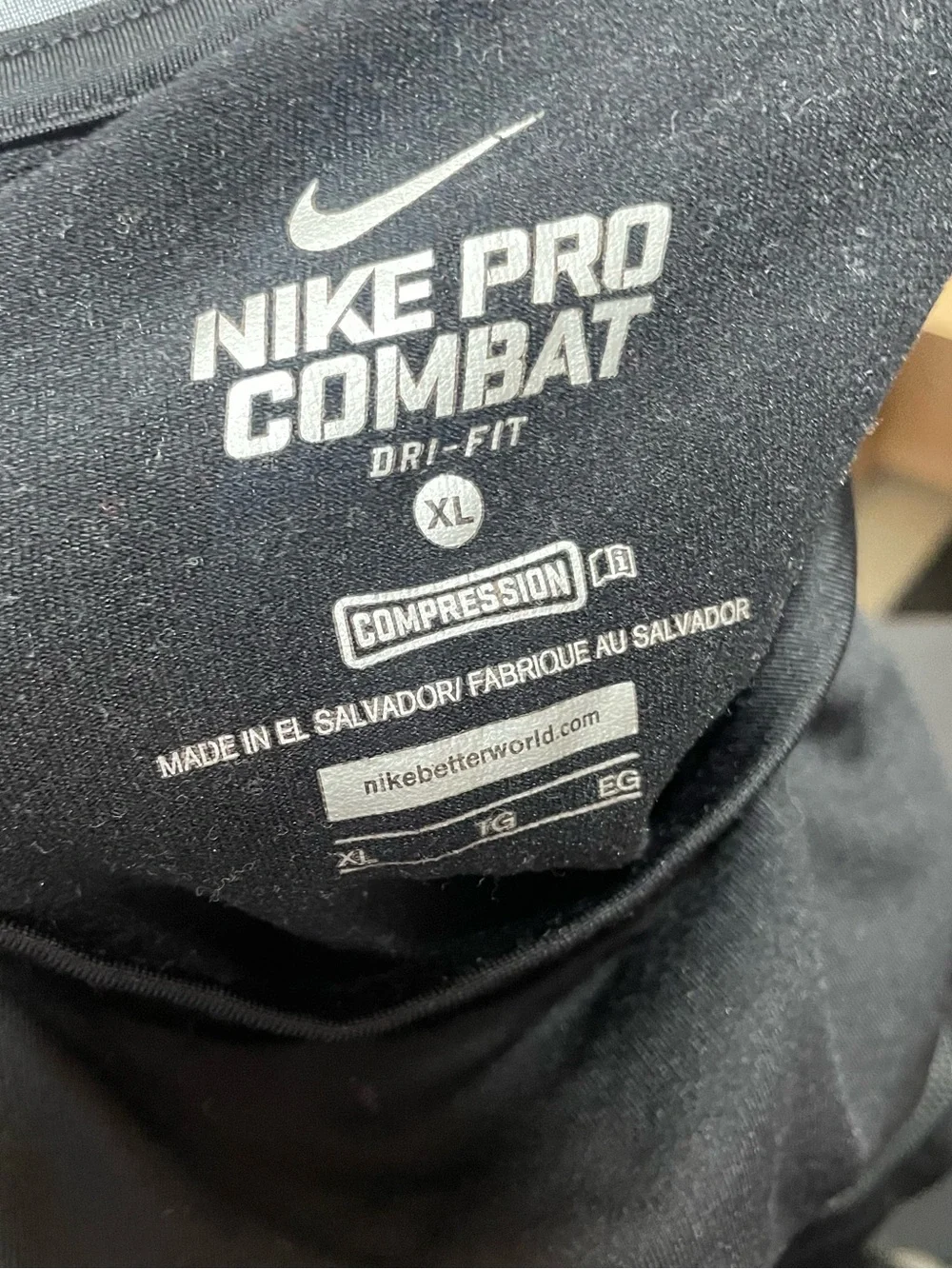 Nike Pro Combat Youth Dri Fit Black Long Sleeve Compression Hyperwarm Shirt, XL